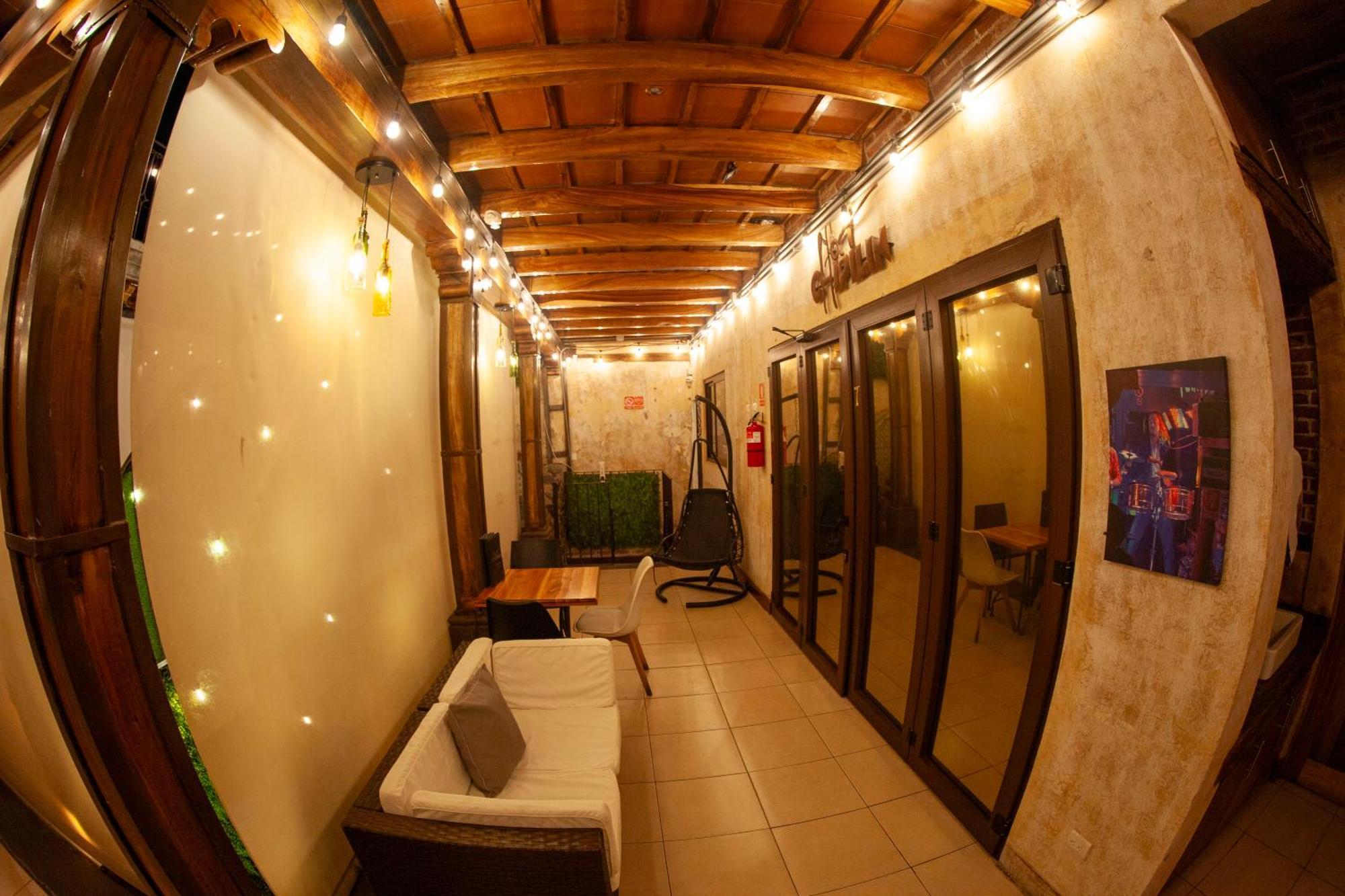 Hostel Hot Chipilin Antigua Exteriér fotografie